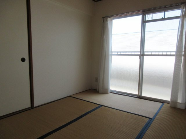 第一イワサキビルの寝室