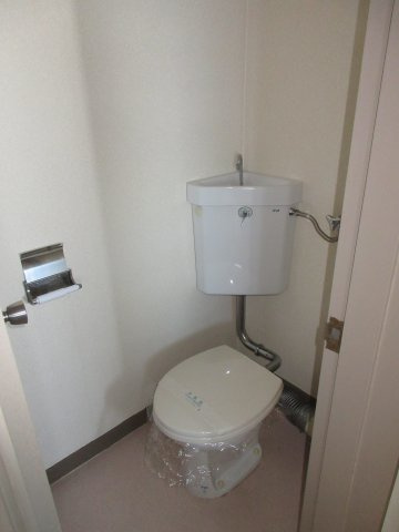 第一イワサキビルのトイレ