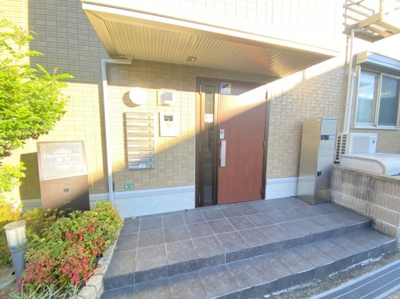 【エントランス】 | シャルマンコート豊中