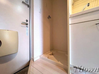 【設備】 | STAGE栄生 | 洗濯機置き場です