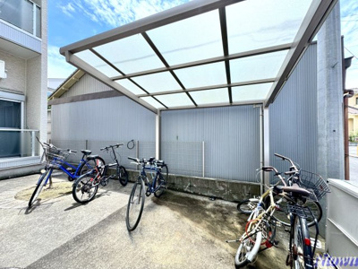 【その他共用部分】 | STAGE栄生 | 駐輪場です