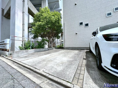 【駐車場】 | STAGE栄生 | 駐車場です