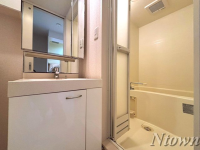 【洗面所】 | STAGE栄生 | 使いやすい洗面所です