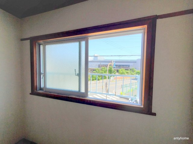 新大阪土井コーポ　仲介手数料無料のバルコニー