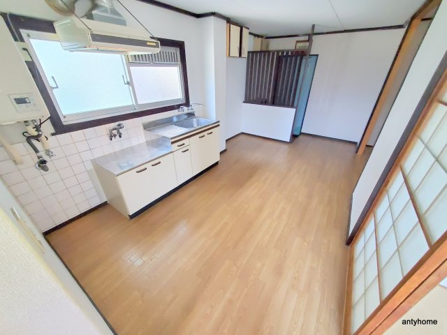 新大阪土井コーポ　仲介手数料無料の洋室