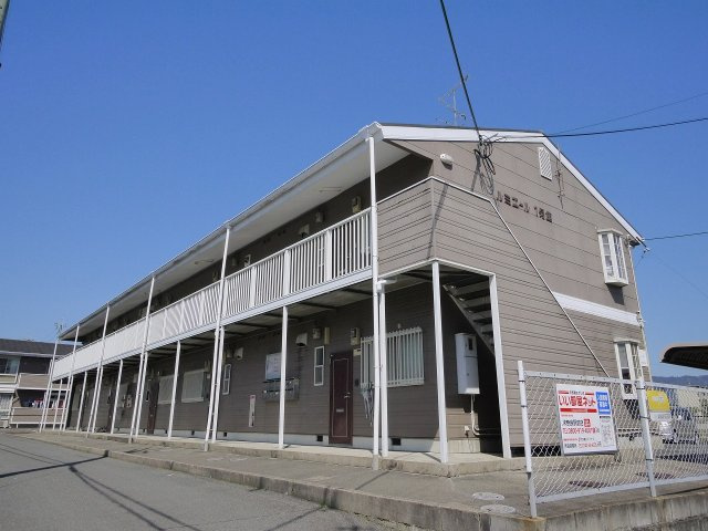 ルミエール1号館の外観|キレイな外観です。