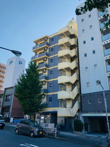 仲介手数料0！！ドール丸の内の外観