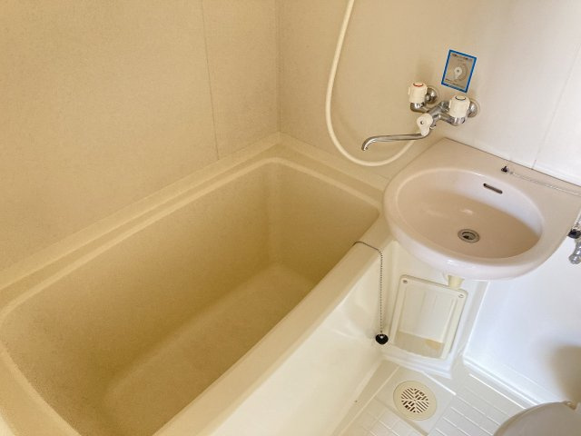 ハイツやまびこＡの浴室