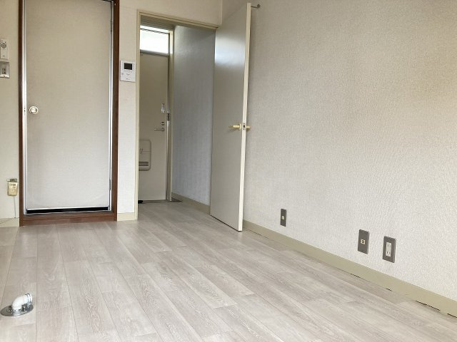 ハイツやまびこＡの居間・リビング