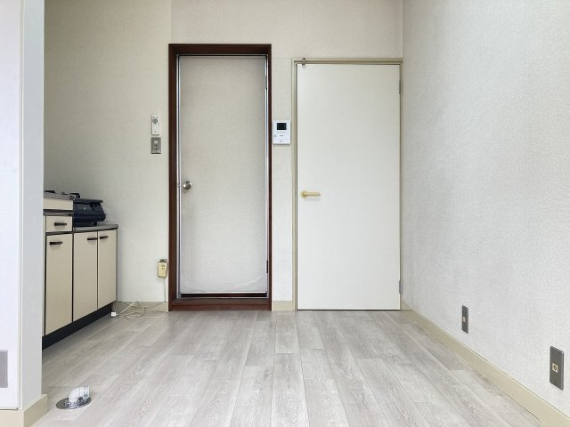 ハイツやまびこＡの居間・リビング
