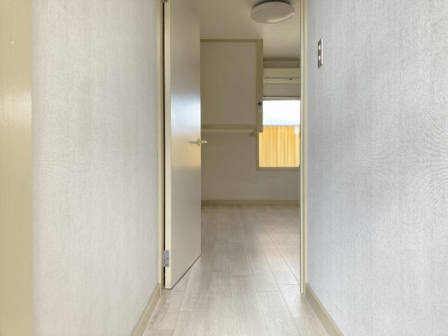 ハイツやまびこＡの玄関