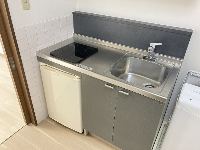 南一番町マンションのキッチン