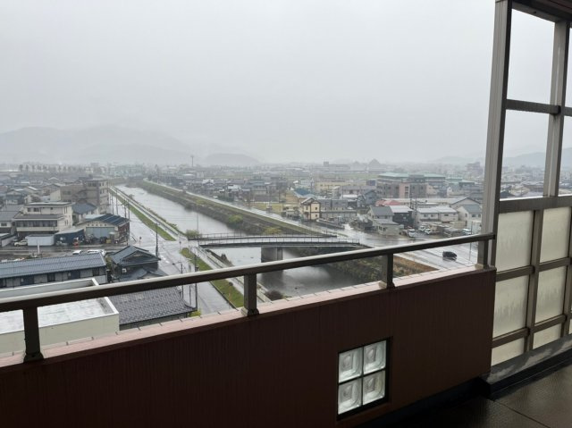 ビジュードゥモナ花堂の展望
