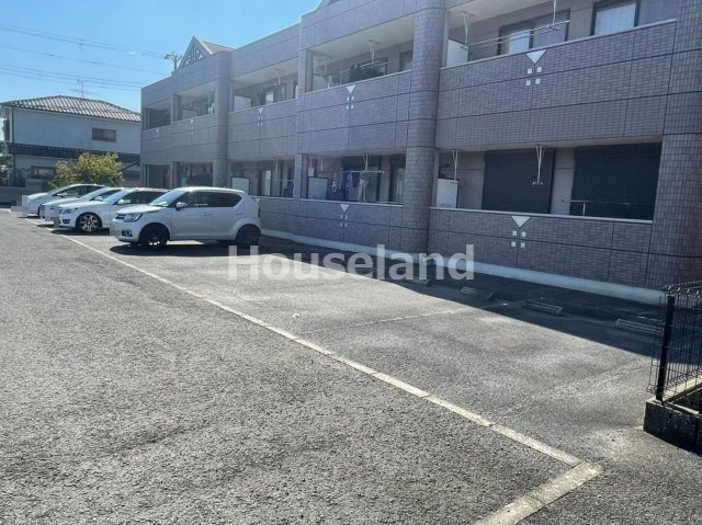 ガーデンビレッジ PARTⅡの駐車場