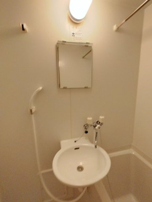  | レオパレスラピスラズリ高井田