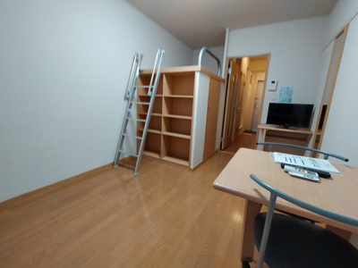  | レオパレスラピスラズリ高井田