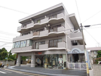 【外観】 | ＢＩＧ１ | タイル張りのマンション！　防音・耐震に優れたＲＣ造