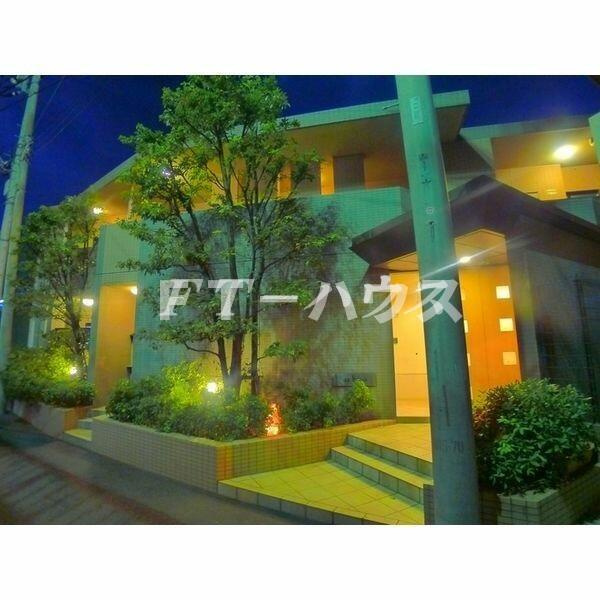 ａｚ　ｈａｕｓ（アーツェットハウス）のロビー