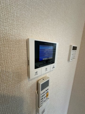 【セキュリティ】 | ガーネット | 防犯対策に有効なカメラ付きインターホン！録画機能が付いているので留守中の訪問者まで確認できます♪