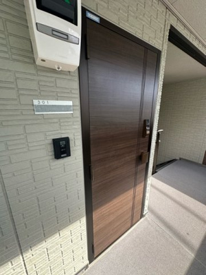 【その他】 | ガーネット | ※玄関ドア※