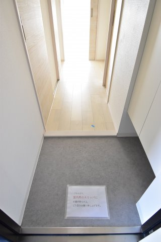 LIVIAZ　NAMBA　KRASSの玄関