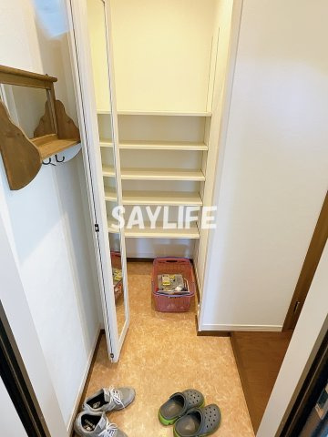 グランオリオン柏田東町の玄関