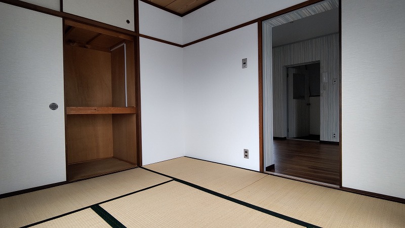 コーポサニープレースの和室