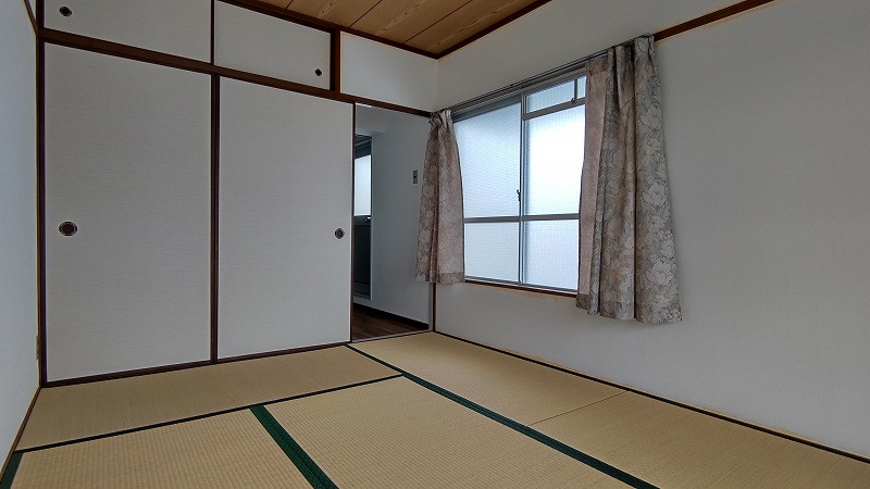コーポサニープレースの和室