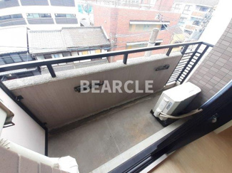 【バルコニー】