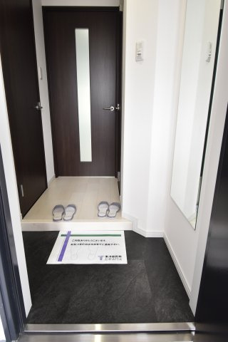 オルゴグラート難波の玄関