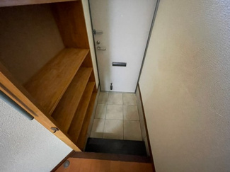 【玄関】 | 亀井町テラスハウス