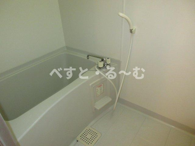 シャンポール西藤江の浴室