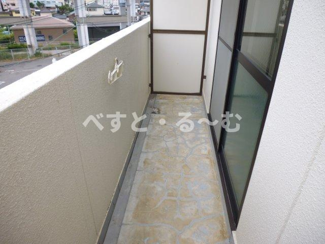 シャンポール西藤江のバルコニー