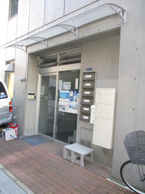 【エントランス】 | ワールドビル