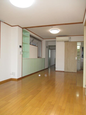 【居間・リビング】 | ワールドビル