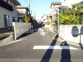 【前面道路含む現地写真】