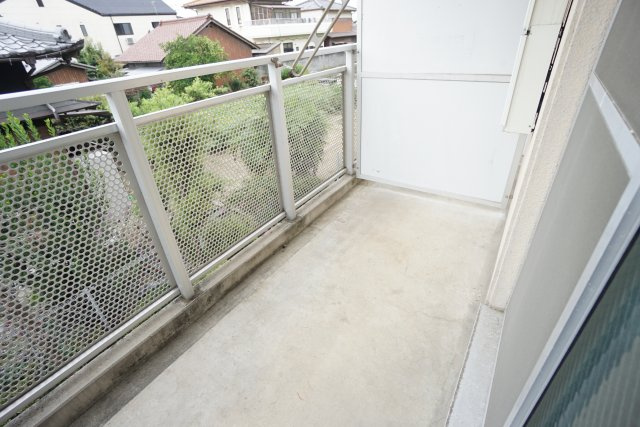 ロイヤルハイツコニーズIIのバルコニー