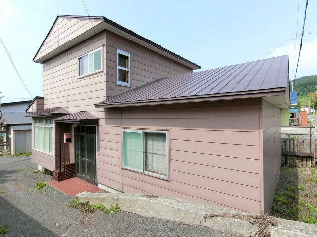 洞爺湖町栄町60-6　収益戸建２戸
