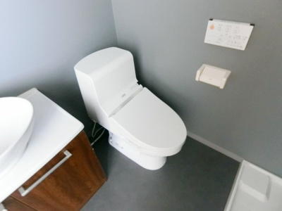 【トイレ】 | オリーブテラス神戸 | シンプルで使いやすいトイレです