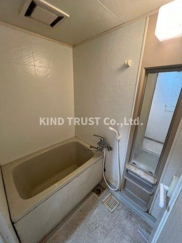 ライフ北梅田の浴室|日々の暮らしに欠かせないお風呂です