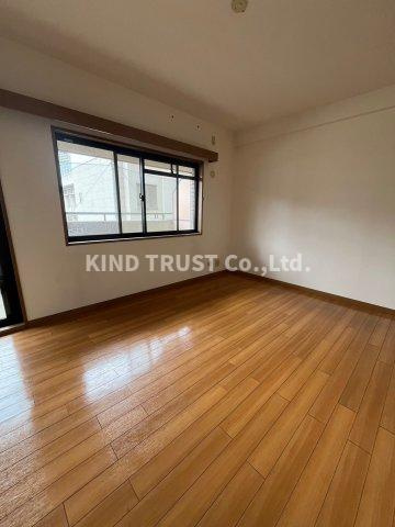 ライフ北梅田の居間・リビング|使いやすい居間です