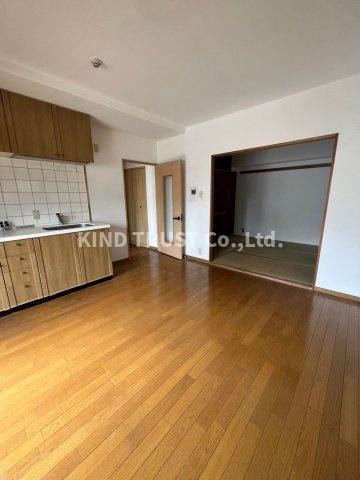 ライフ北梅田の居間・リビング|使いやすい居間です