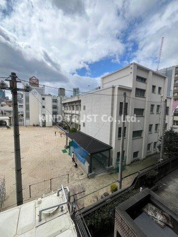 ライフ北梅田の展望