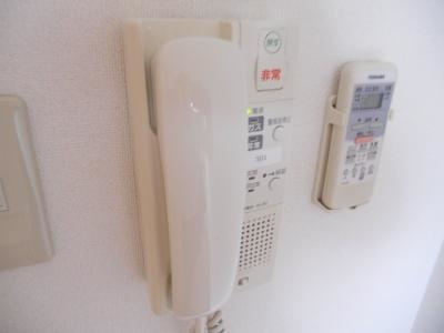 ハウスセゾン御所南のセキュリティ|インターホン