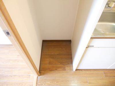 ハウスセゾン御所南のその他|冷蔵庫設置スペース