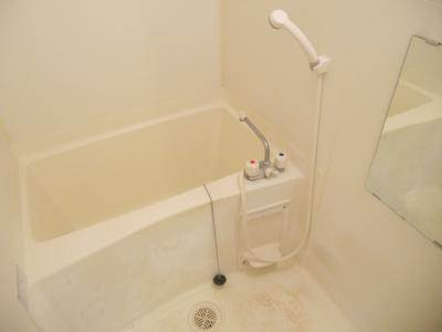 ハウスセゾン御所南の浴室|浴室