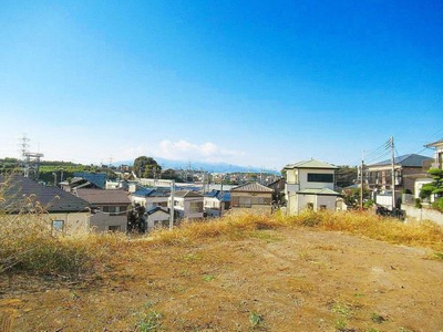 【展望】 | ♪素敵な眺望が我が家の風景！陽当たり・風通し良好♪建築条件無売地全４区画 | ～現地写真～
南側は開放感あり陽当り・通風共に良好です！是非お気軽にお問合せ下さいませ♪