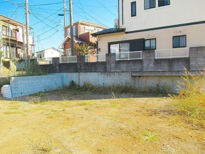 【外観】 | ♪素敵な眺望が我が家の風景！陽当たり・風通し良好♪建築条件無売地全４区画 | ～現地写真～
南側は開放感あり陽当り・通風共に良好です！是非お気軽にお問合せ下さいませ♪