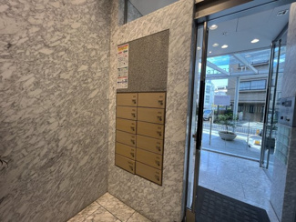 【エントランス】