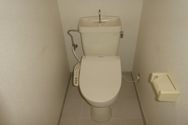 プレジール林のトイレ|ウォシュレット